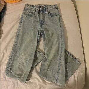 H&M Light Wash Straight Leg Jeans